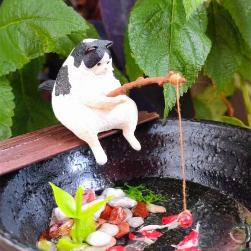 Mini Cartoon Fishing Figurine Aquarium Landscape Decor – Resin Hanging Fish Tank & Desktop Ornament - Product Photo 3