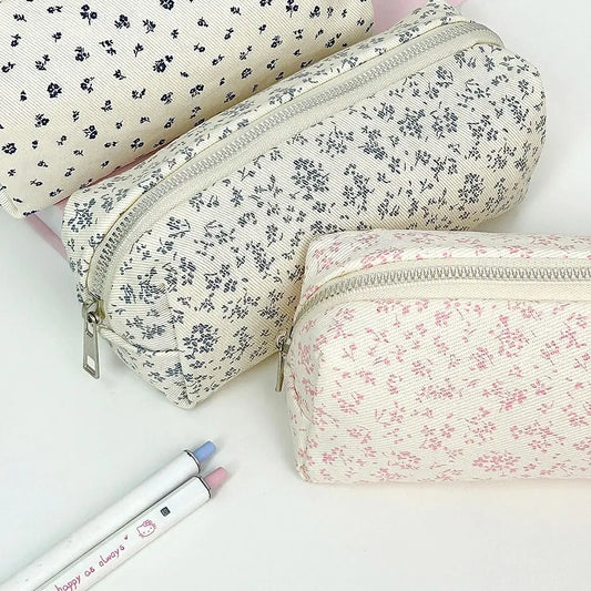 Cute Floral Pattern Pen Pouch – Multifunctional Large Capacity School Supplies Organizer - Product Photo 1