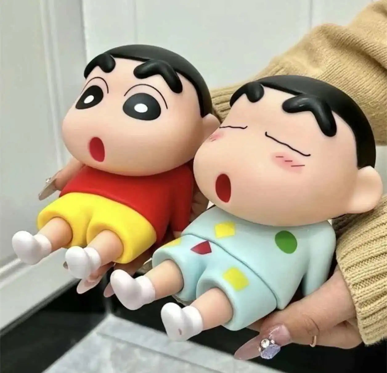 Crayon Shin-chan Anime Mobile Phone Stand – Bandai Desktop Figure Ornament - Product Photo 3