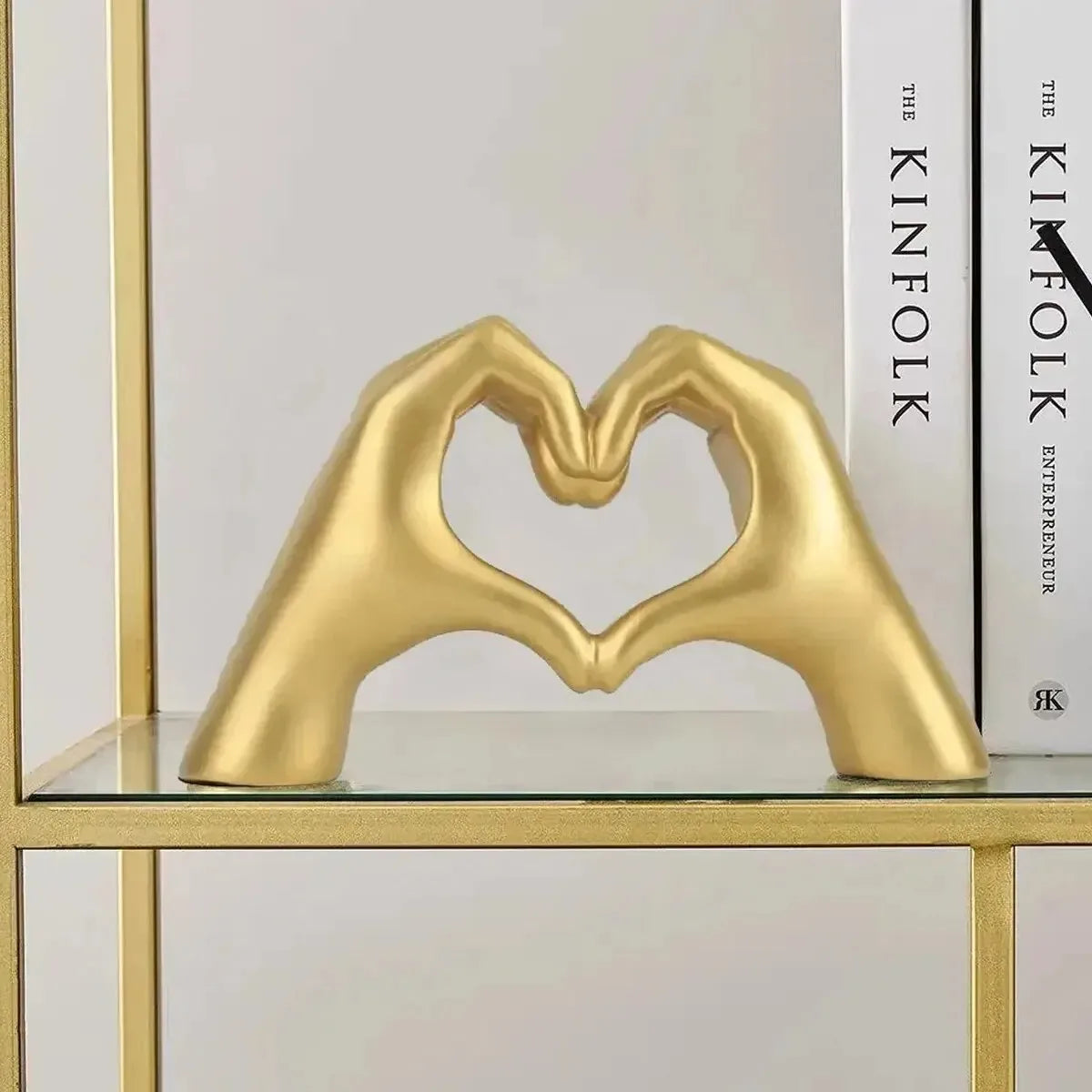 10cm Modern Abstract Heart Hand Gesture Statue – Personalized Resin Finger Love Sculpture for Desktop & Living Room Decor - A