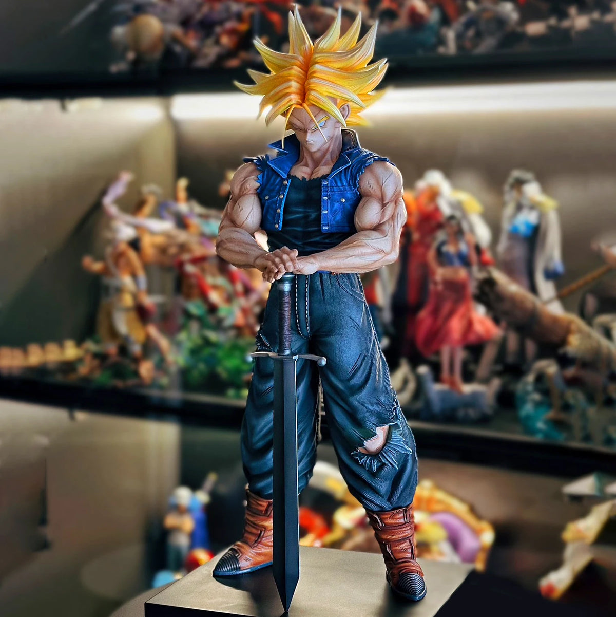 Bandai 25cm Dragon Ball Z Future Trunks Action Figure – 1/6 Scale PVC Collectible Model Statue with Sword for DBZ Fans & Desk Display - Product Photo 1