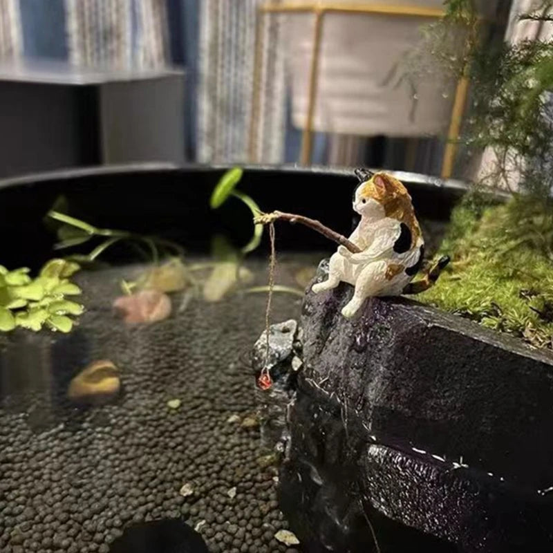 Mini Cartoon Fishing Figurine Aquarium Landscape Decor – Resin Hanging Fish Tank & Desktop Ornament - Product Photo 4